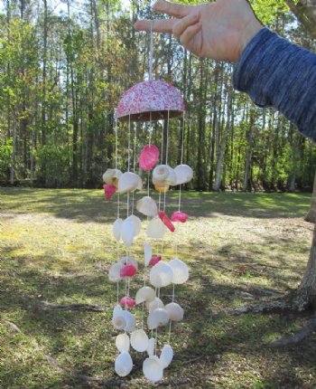 22 inches Pink and White Seashell Windchime with Glitter Coconut Top - 5 @ $4.64 each