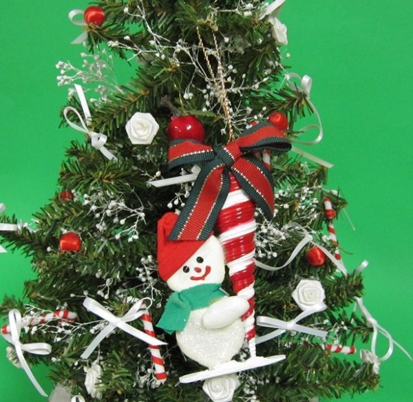 4 1 4 Inches Sea Biscuit Snowman With Turritella Shell Red White