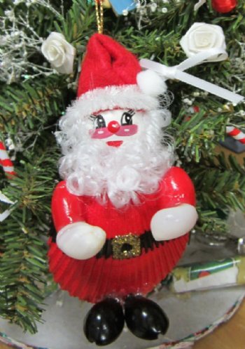 4 inches Hand Crafted Seashell Santa Christmas Tree Ornaments for Sale   - Pack of 5 @ $3.92 each