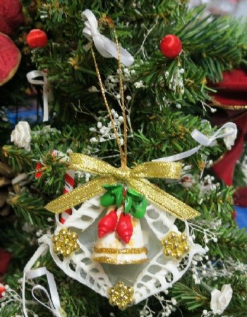 2-1/2 inches Seashell Wreath Coastal Christmas Ornaments -10 @ $1.95 each